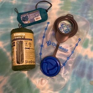 Hiking/camping bundle- bladder, inflatable sleeping pad and pillow #148